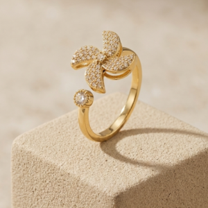 Fleuré Rotatable Open Ring