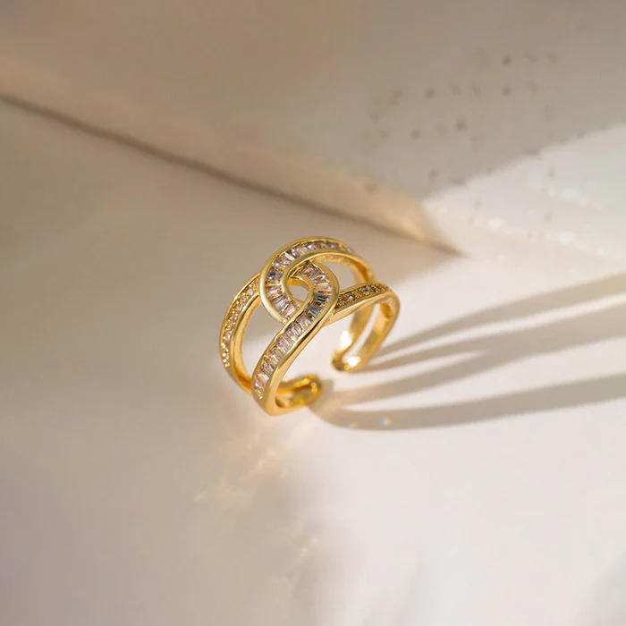 Élan Curve Open Ring - Image 4