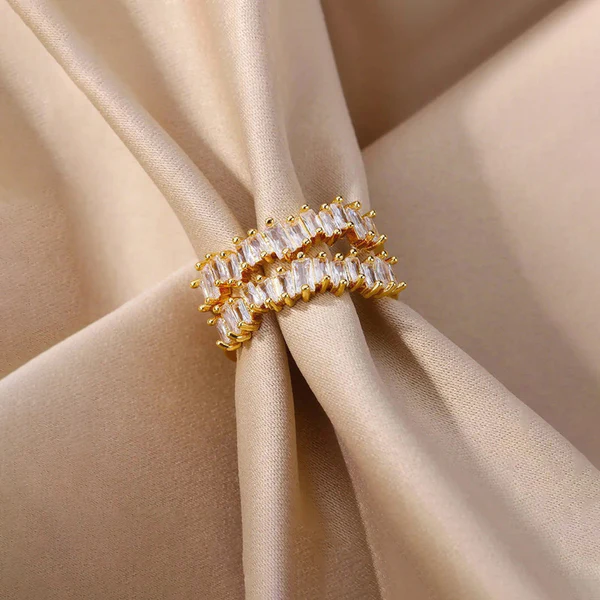 Arcé Crown Ring - Image 3