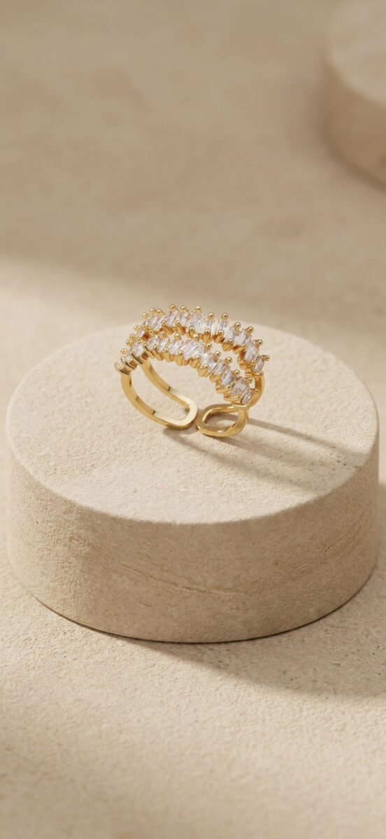 Arcé Crown Ring